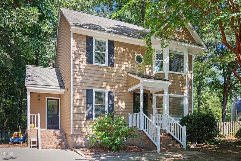 4605 Ellsmere Ln, Raleigh, NC 27604
