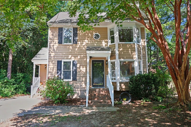 4605 Ellsmere Ln, Raleigh, NC 27604