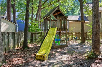 4605 Ellsmere Ln, Raleigh, NC 27604