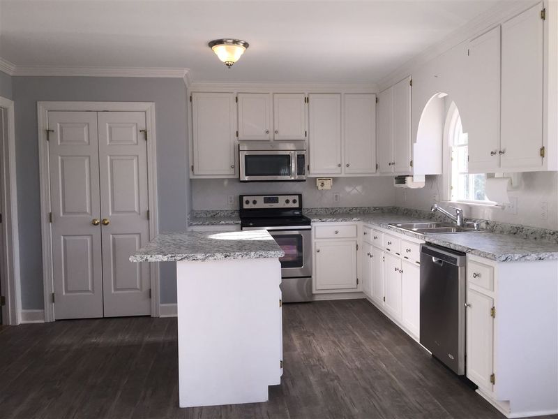 4605 Forest Highland Dr, Raleigh, NC 27604