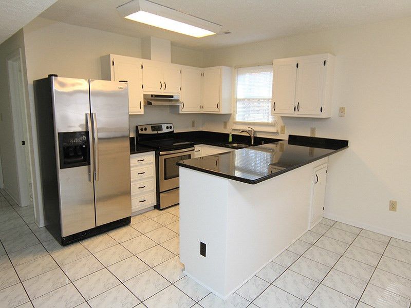4605 Goldsmith Ct, Raleigh, NC 27613