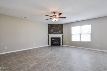 4605 Smarty Jones Dr, Knightdale, NC 27545