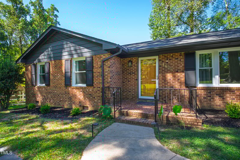 4606 Greenbrier Rd, Raleigh, NC 27603