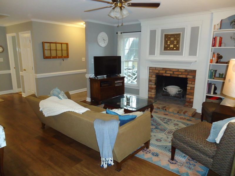 4606 Hamptonshire Dr, Raleigh, NC 27613