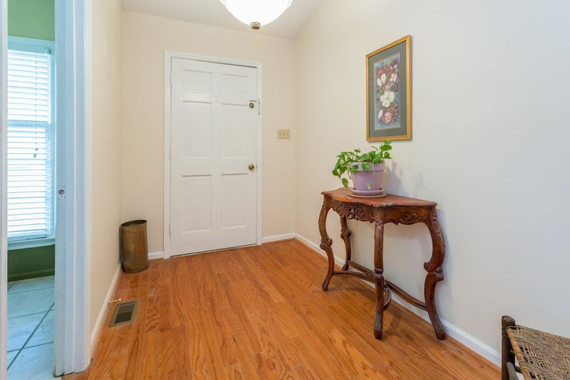 4607 Brooklane Dr, Durham, NC 27712