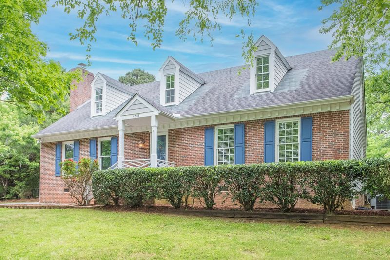 4608 Aviary Cir, Apex, NC 27539