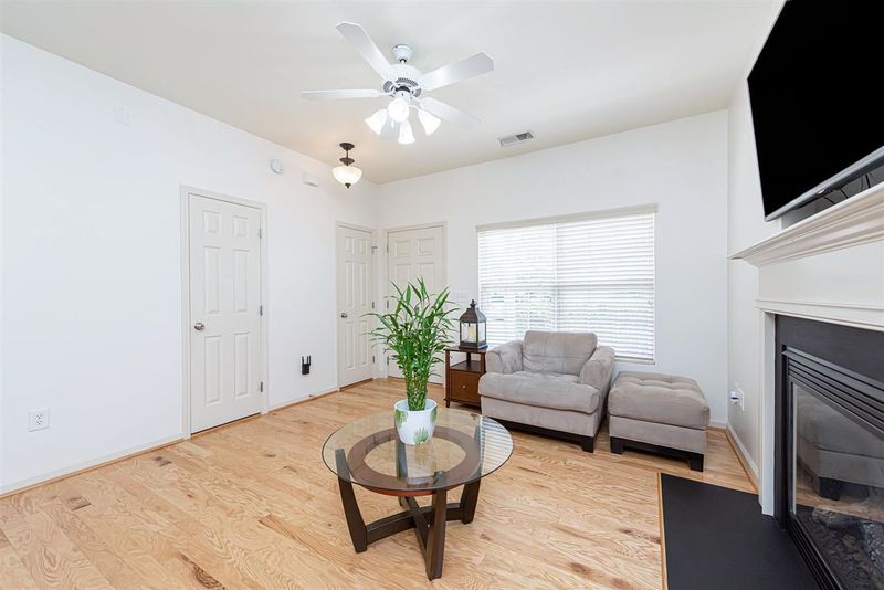 4608 Hoppers Dr, Durham, NC 27704