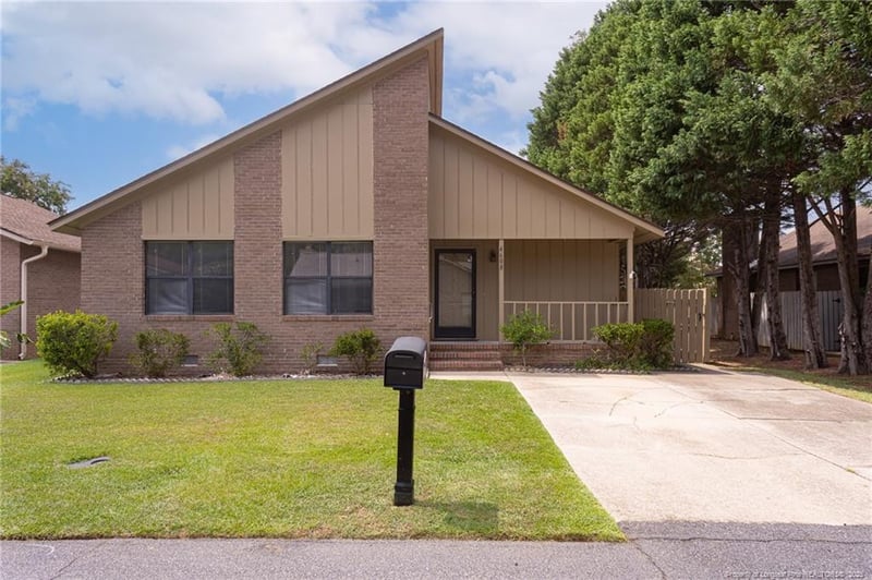 4608 Ile Ct, Fayetteville, NC 28314