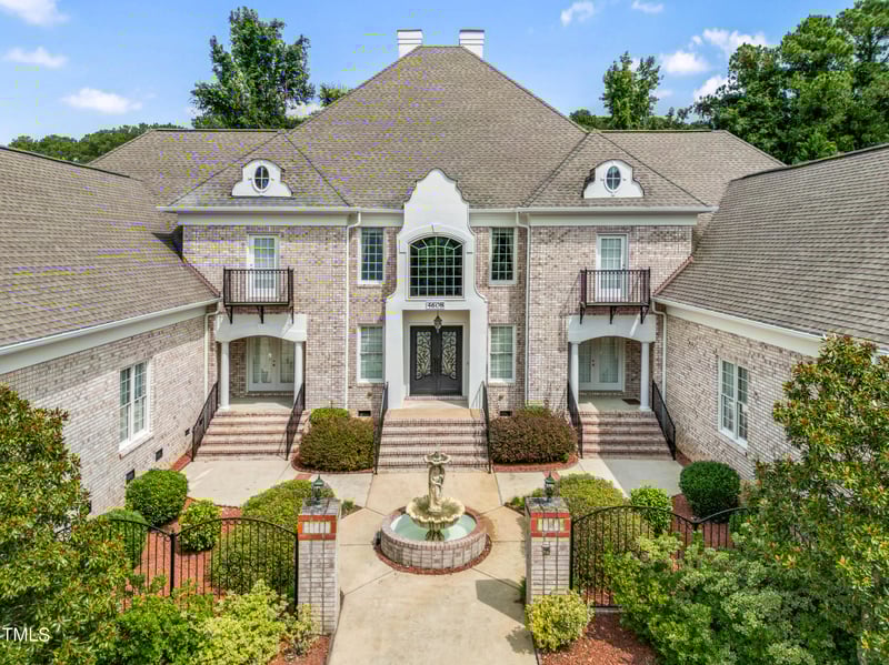 4608 Weaverhall Dr, Fayetteville, NC 28314