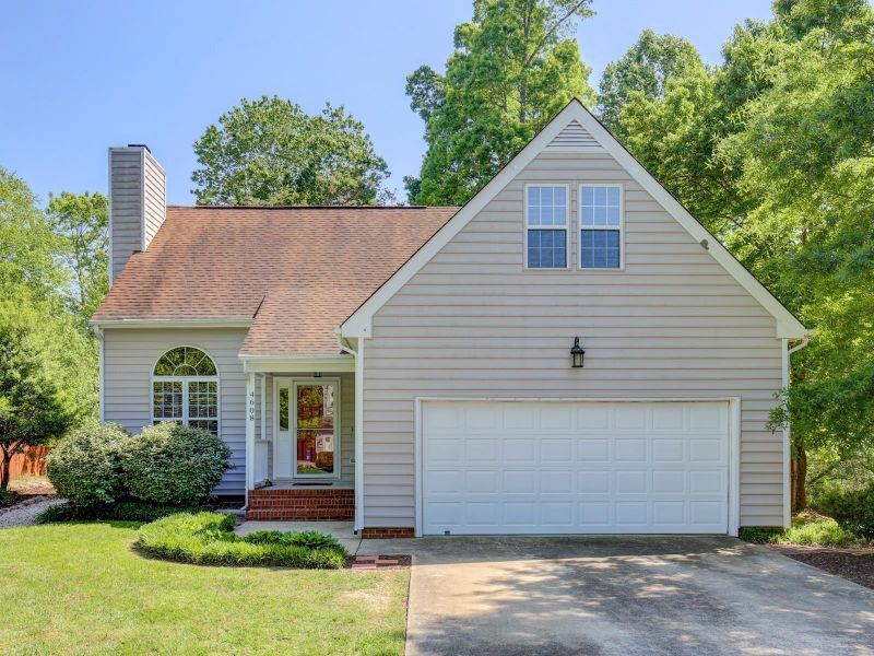 4608 Windmere Chase Dr, Raleigh, NC 27616