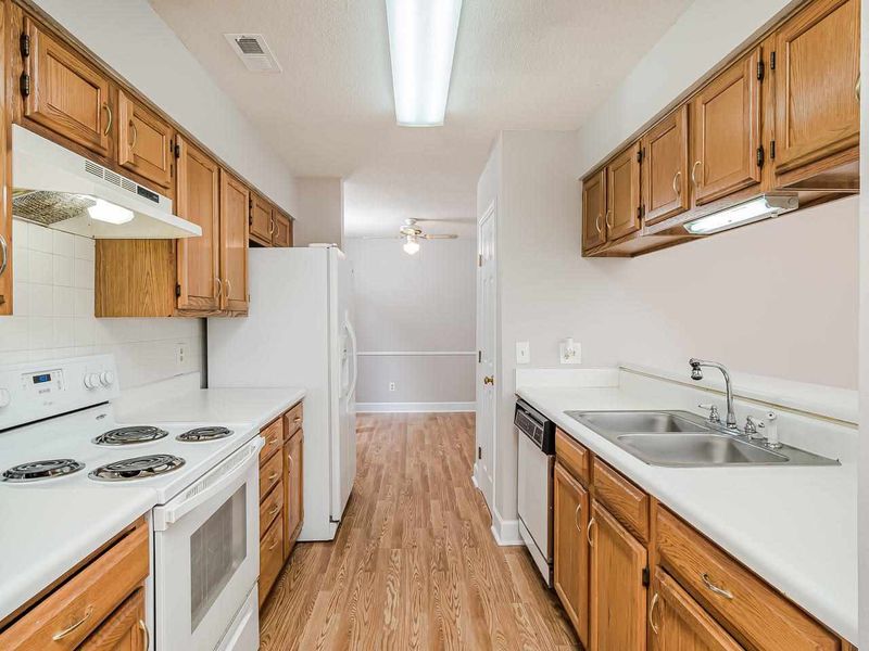 4609 Fox Rd, Raleigh, NC 27616