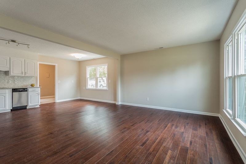 4609 High Meadow Rd, Durham, NC 27712