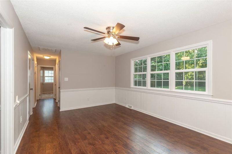 4609 Limerick Dr, Raleigh, NC 27604