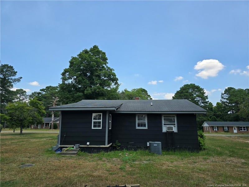 4609 Sterling St, Fayetteville, NC 28306