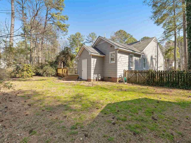4609 Worthington Ln, Raleigh, NC 27604