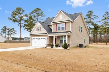 461 Gadson Dr, Hope Mills, NC 28348