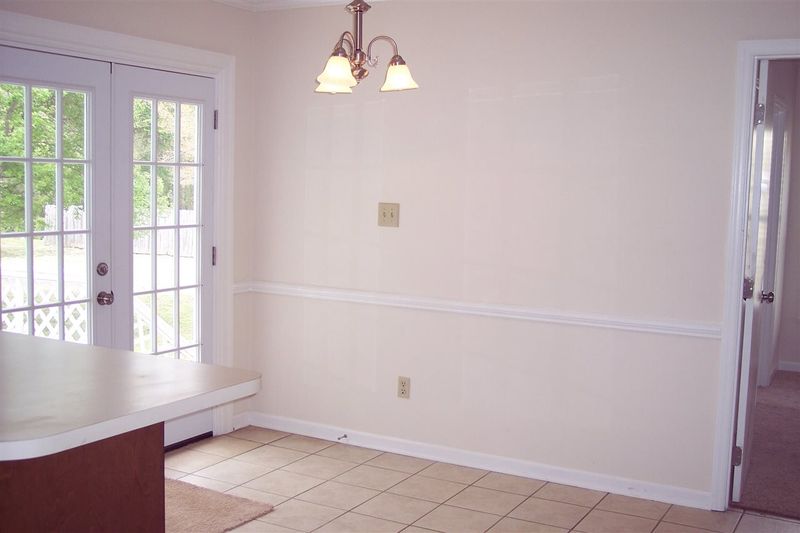 461 Government Rd, Clayton, NC 27520
