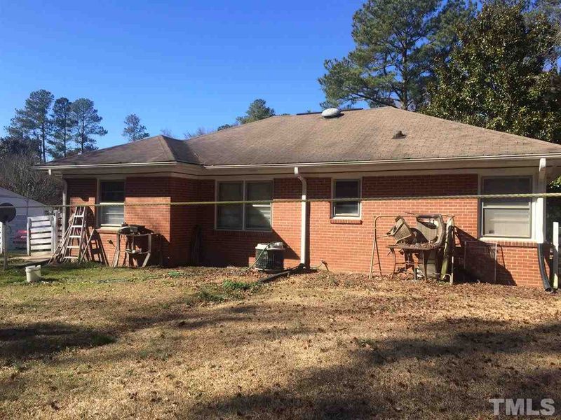 461 Rose Ln, Raleigh, NC 27610