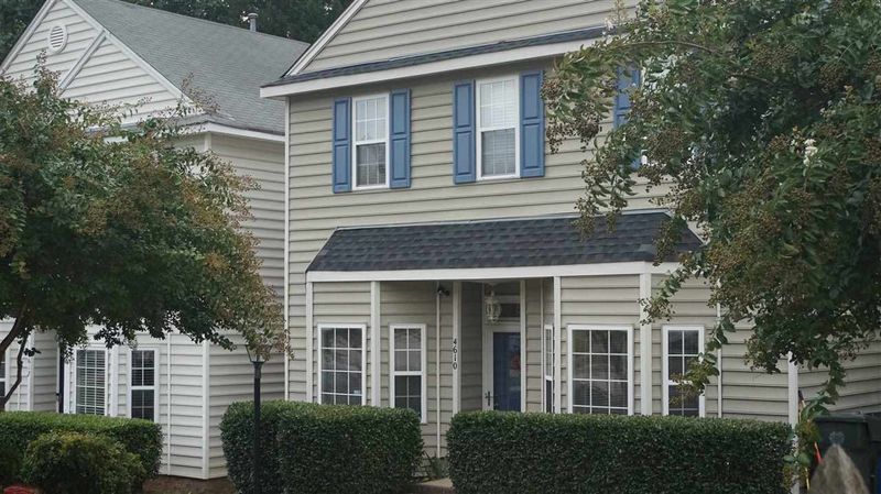 4610 Vendue Range Dr, Raleigh, NC 27604