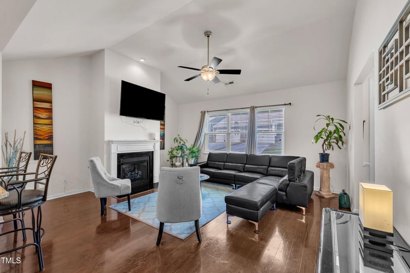 4612 Hanging Fern Ln, Raleigh, NC 27604