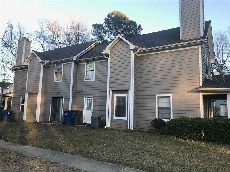 4612 Kilcullen Dr, Raleigh, NC 27604