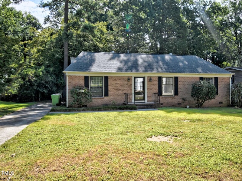 4612 Radcliff Rd, Raleigh, NC 27609