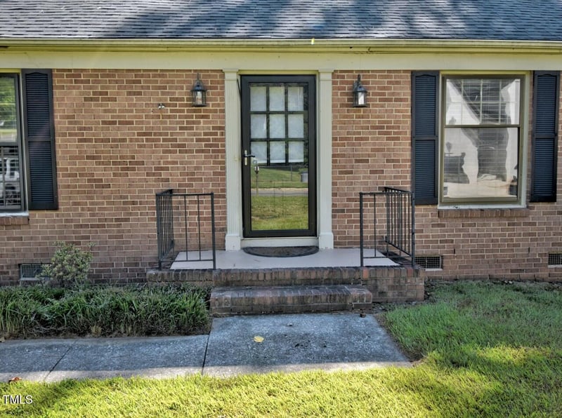 4612 Radcliff Rd, Raleigh, NC 27609