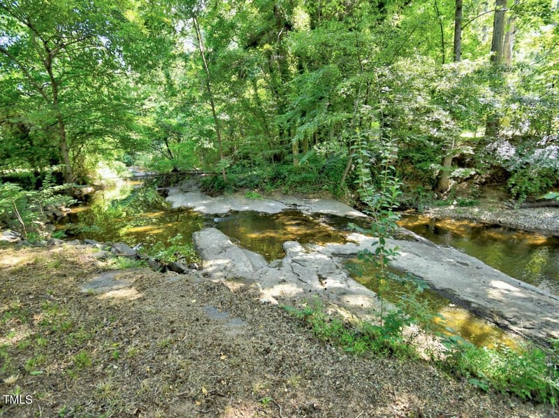 4612 Radcliff Rd, Raleigh, NC 27609