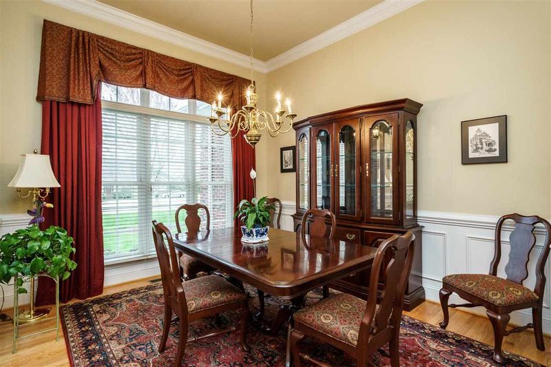4612 Spring Crest Ct, Fuquay Varina, NC 27526