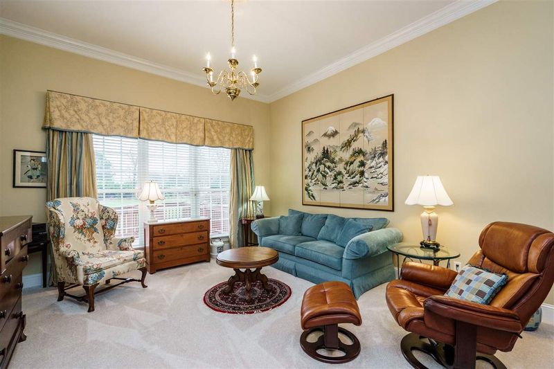 4612 Spring Crest Ct, Fuquay Varina, NC 27526