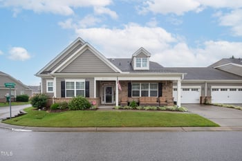 4612 Thorn Leaf Ct, Raleigh, NC 27604