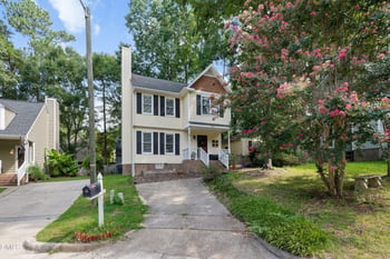 4613 Ellsmere Ln, Raleigh, NC 27604