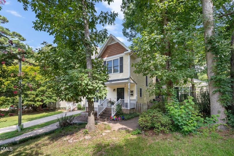 4613 Ellsmere Ln, Raleigh, NC 27604