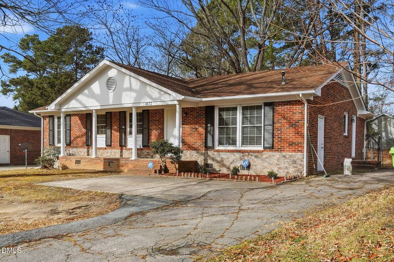 4613 Limerick Dr, Raleigh, NC 27604