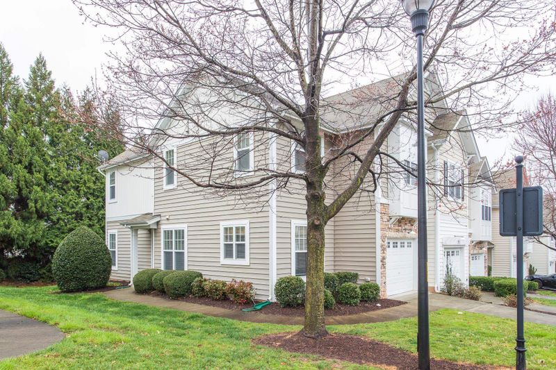 4614 Kings Garden Rd, Raleigh, NC 27612