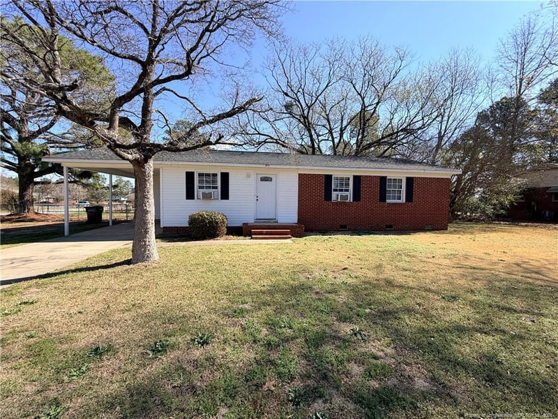 4614 Needham Dr, Fayetteville, NC 28304
