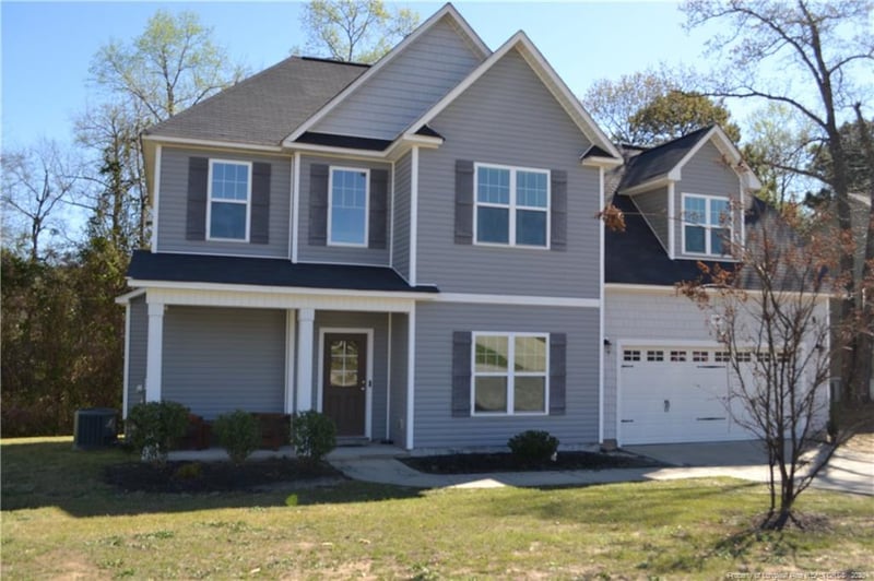 4615 Cedar Pass Dr, Hope Mills, NC 28348
