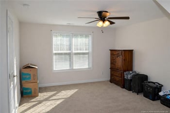 4615 Cedar Pass Dr, Hope Mills, NC 28348