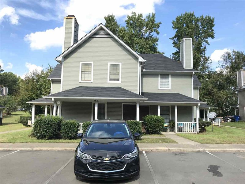 4616 Kilcullen Dr, Raleigh, NC 27604