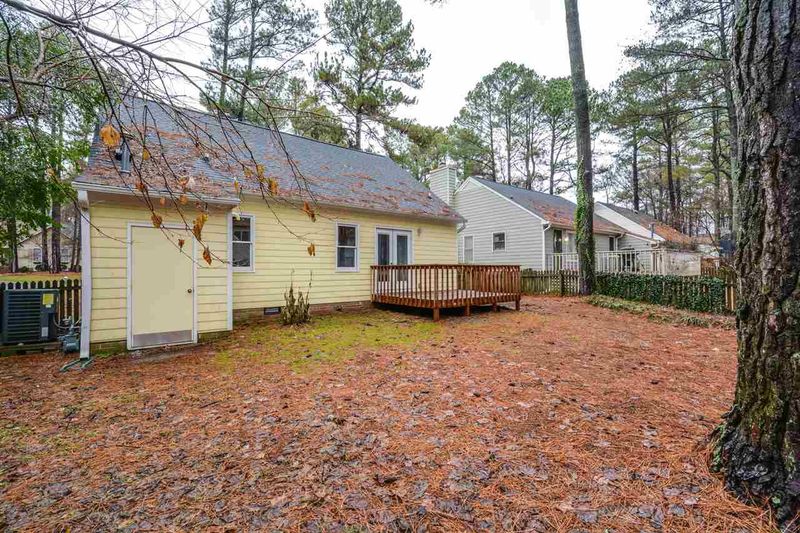 4616 Thurmount Pl, Raleigh, NC 27604