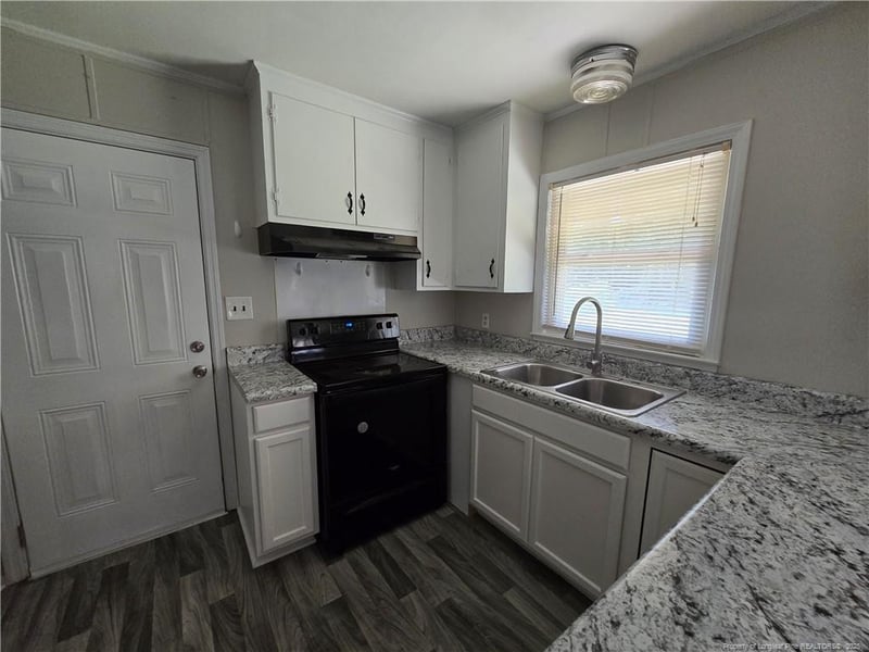 4617 Belford Rd, Fayetteville, NC 28314