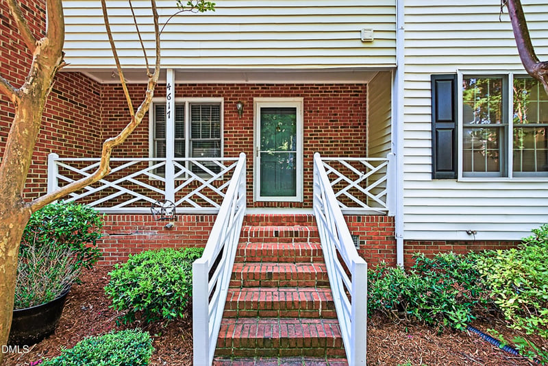 4617 Fawnbrook Cir, Raleigh, NC 27612