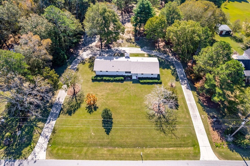 462 Sullivan Rd, Selma, NC 27576