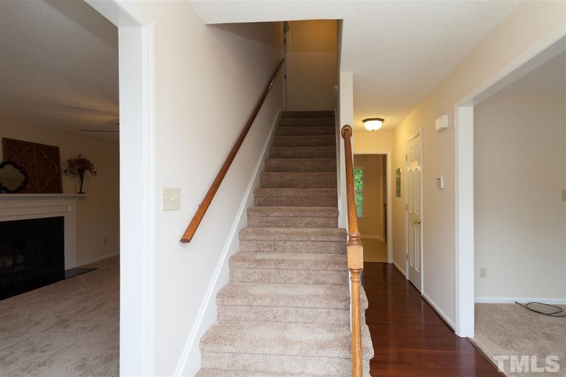 4620 Timberhurst Dr, Raleigh, NC 27612