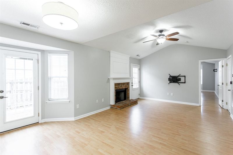 4621 Dolwick Dr, Durham, NC 27713