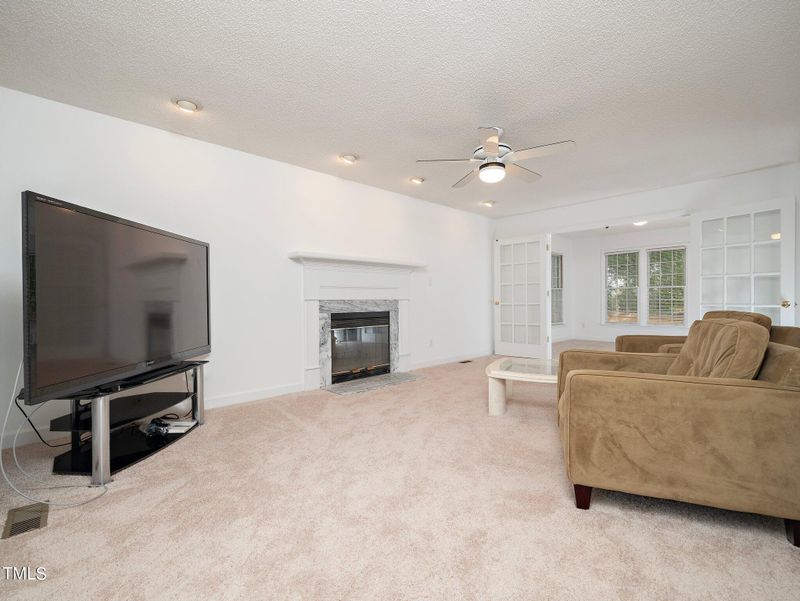 4621 Easthampton Dr, Raleigh, NC 27604