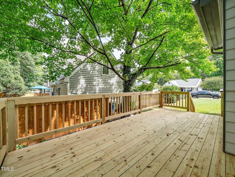4621 Easthampton Dr, Raleigh, NC 27604