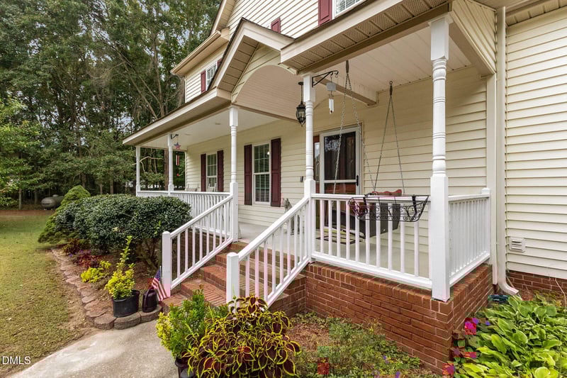 4621 Fork Dr, Zebulon, NC 27597