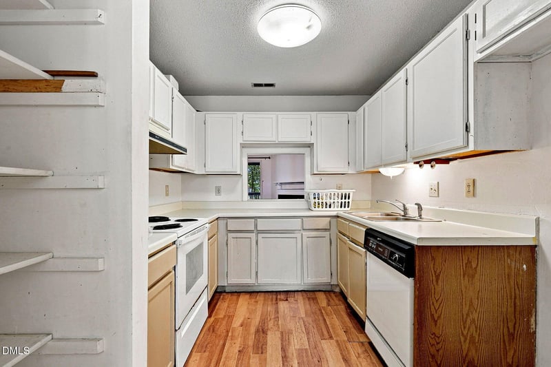 4621 Timbermill Ct, Raleigh, NC 27612