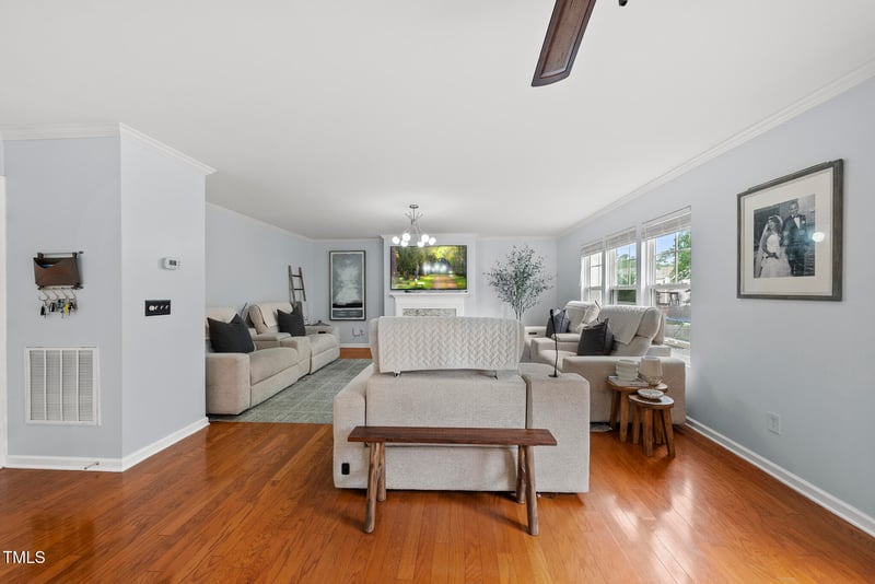4621 Youngsbury Ct, Raleigh, NC 27604